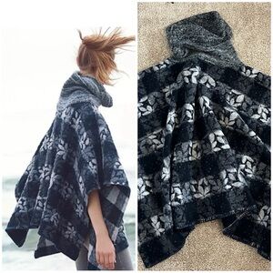NWOT Anthropologie Wintertide Reversible Poncho